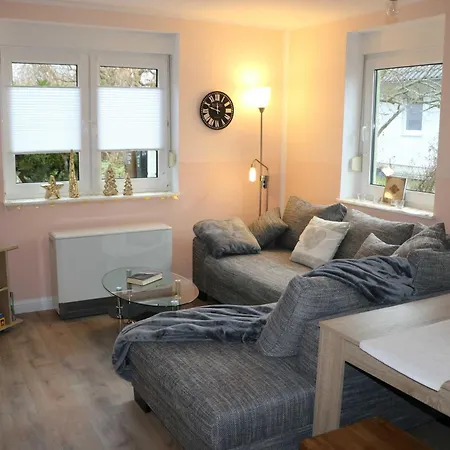 Apartment - Direkt Am Wasser Polchow (Vorpommern-Rugen)