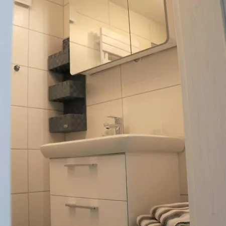 Apartment - Direkt Am Wasser *