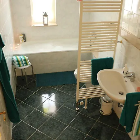 Apartment - Direkt Am Wasser