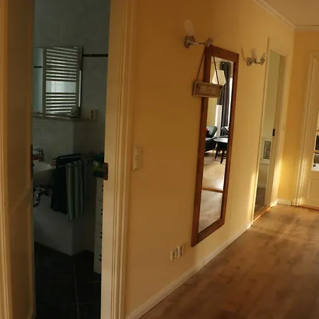 - Direkt Am Wasser * Polchow (Vorpommern-Rugen)