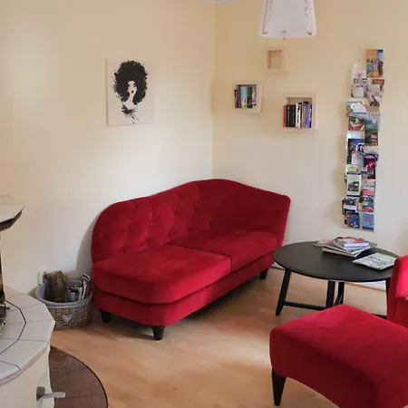 - Direkt Am Wasser Apartment Polchow (Vorpommern-Rugen)