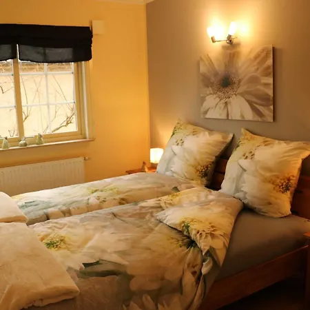 Apartment - Direkt Am Wasser Polchow (Vorpommern-Rugen)